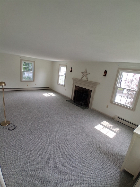 11 Fuller Dr