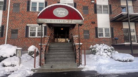 13 Dallas Dr 305 Dracut MA 01826