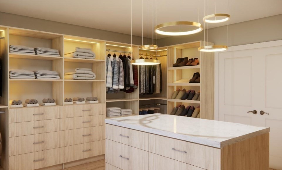 Natick, Massachusetts 01760, United States, 6 Bedrooms Bedrooms, ,6 BathroomsBathrooms,Residential,Active,158501