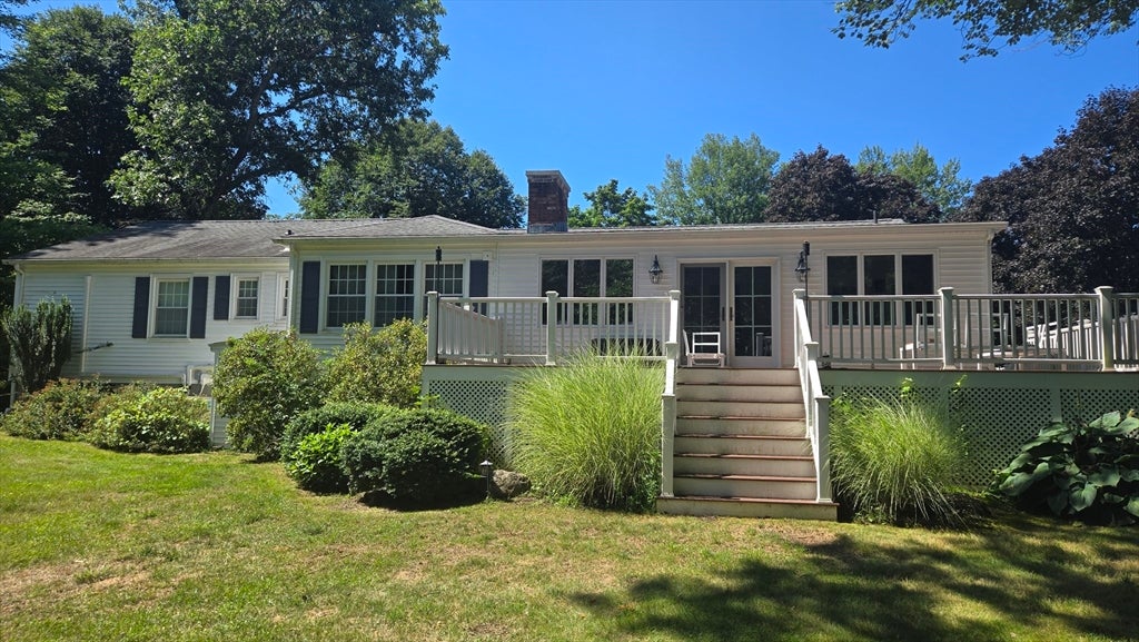 93 Wyndward Rd