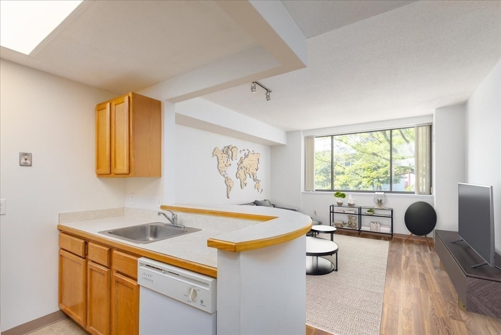 169 Monsignor O'brien Highway 206