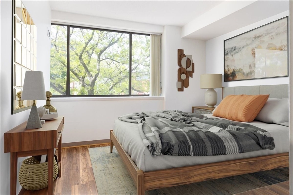 Cambridge, Massachusetts 02141, United States, 1 Bedroom Bedrooms, ,1 BathroomBathrooms,Residential,Pending,133902