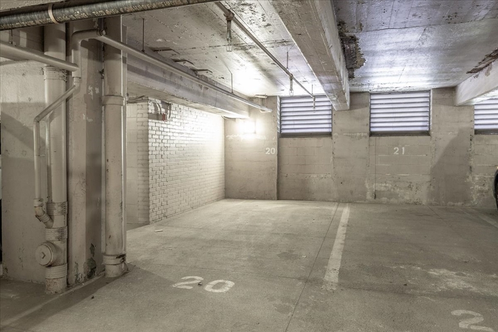 Cambridge, Massachusetts 02141, United States, 1 Bedroom Bedrooms, ,1 BathroomBathrooms,Residential,Pending,133902