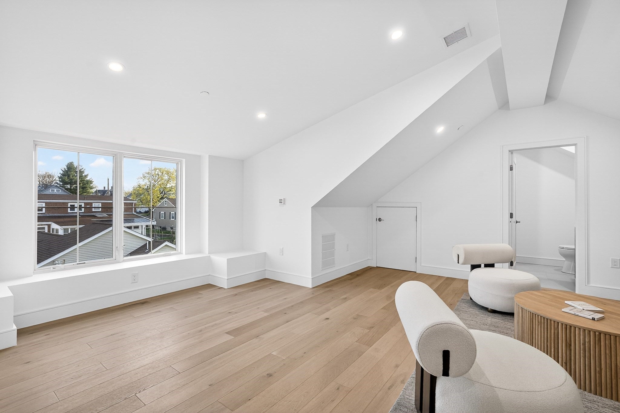 17 Jewett Place #2, Newton, MA, 17 Jewett Place #2, Newton, MA Photo #25