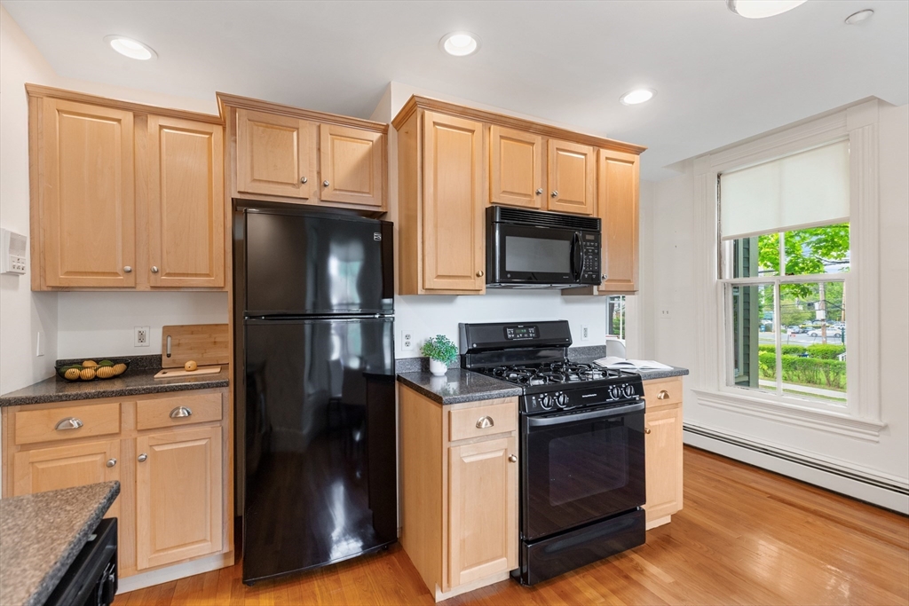 14 Russell St #3, Arlington, MA Photo #15