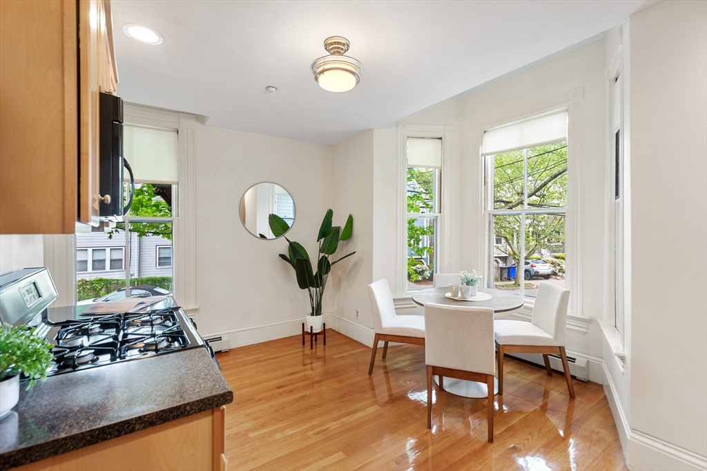 14 Russell St #3, Arlington, MA Photo #16