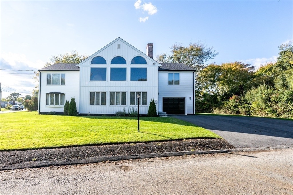 33 Island View Rd