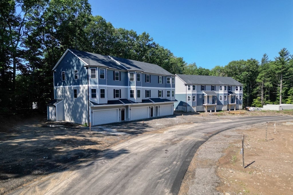 299 Quincy St, Building 3 3