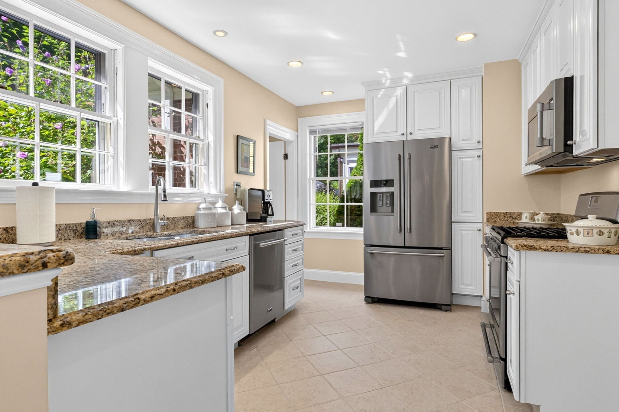 20 Lochstead Ave, Boston, MA, 20 Lochstead Ave, Boston, MA Photo #9