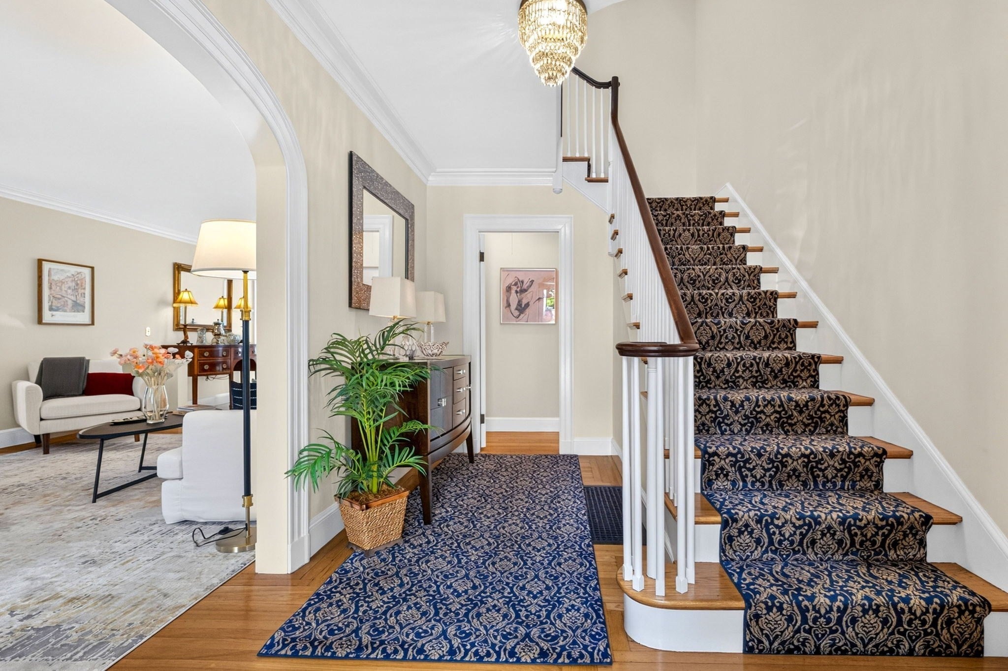20 Lochstead Ave