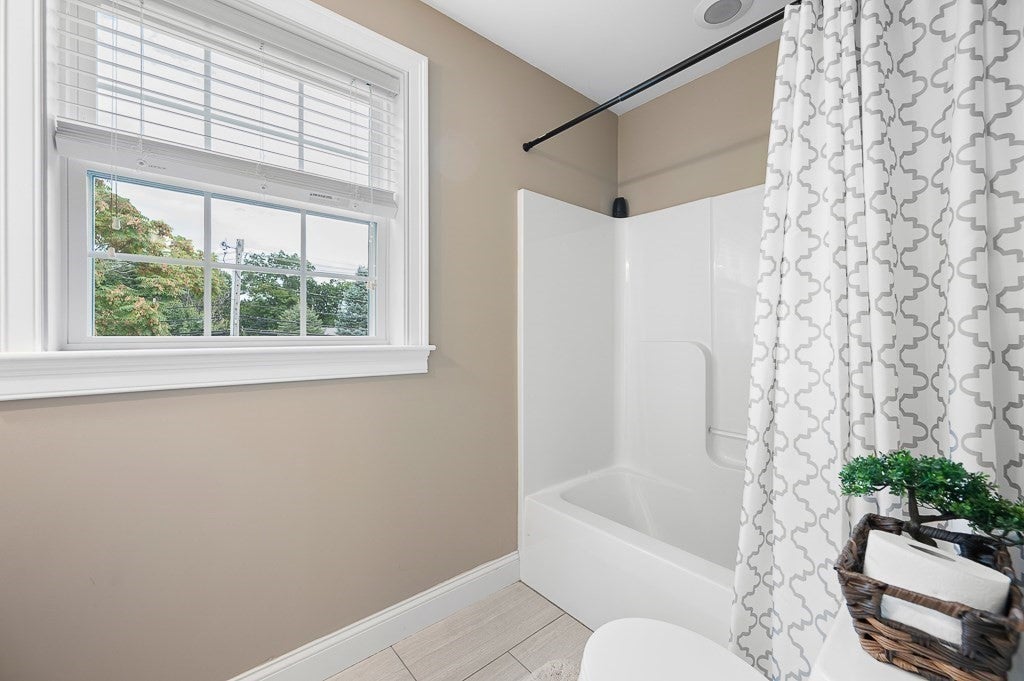 210 S Quinsigamond Ave #2, Shrewsbury, MA Photo #16