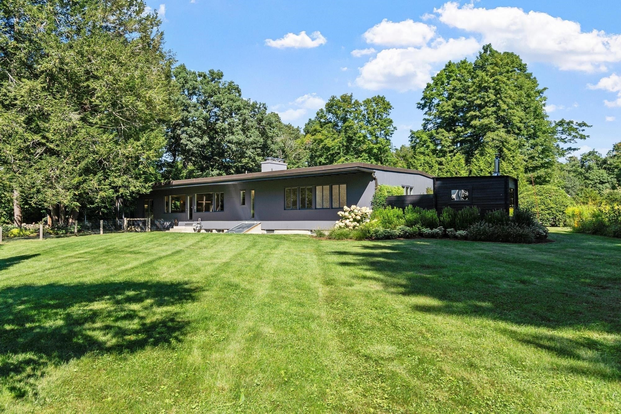240 Concord Rd, Lincoln, MA, 240 Concord Rd, Lincoln, MA Photo #38