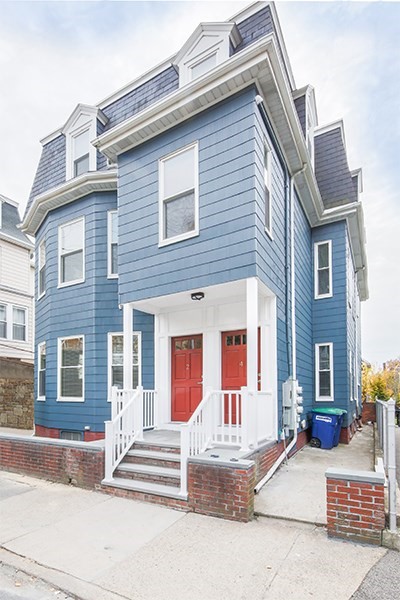 Click for 4 Osgood St #3, Somerville, MA slideshow