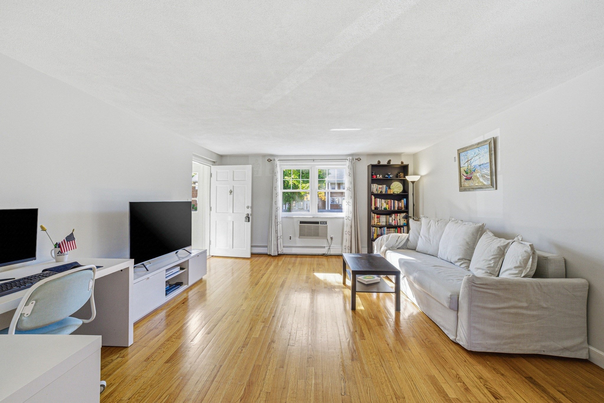 119 Emerson Gardens Rd 119, Lexington MA 02420