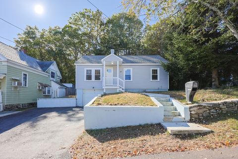 Photo of 37 Maplewood Ave, Methuen, MA 01844 (MLS # 73442229)