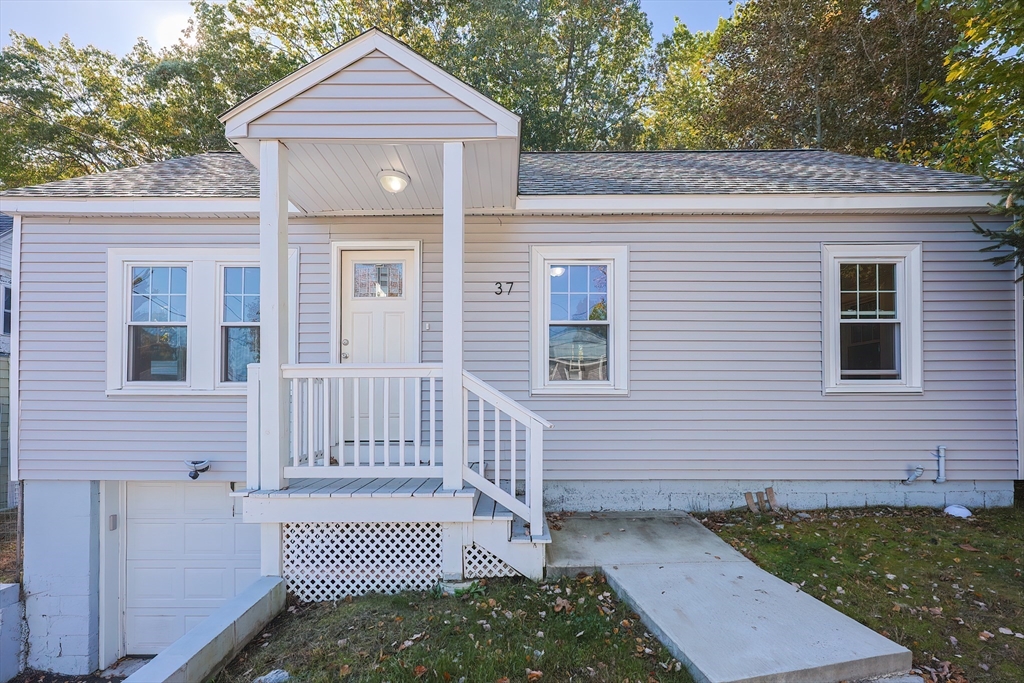 37 Maplewood Ave
