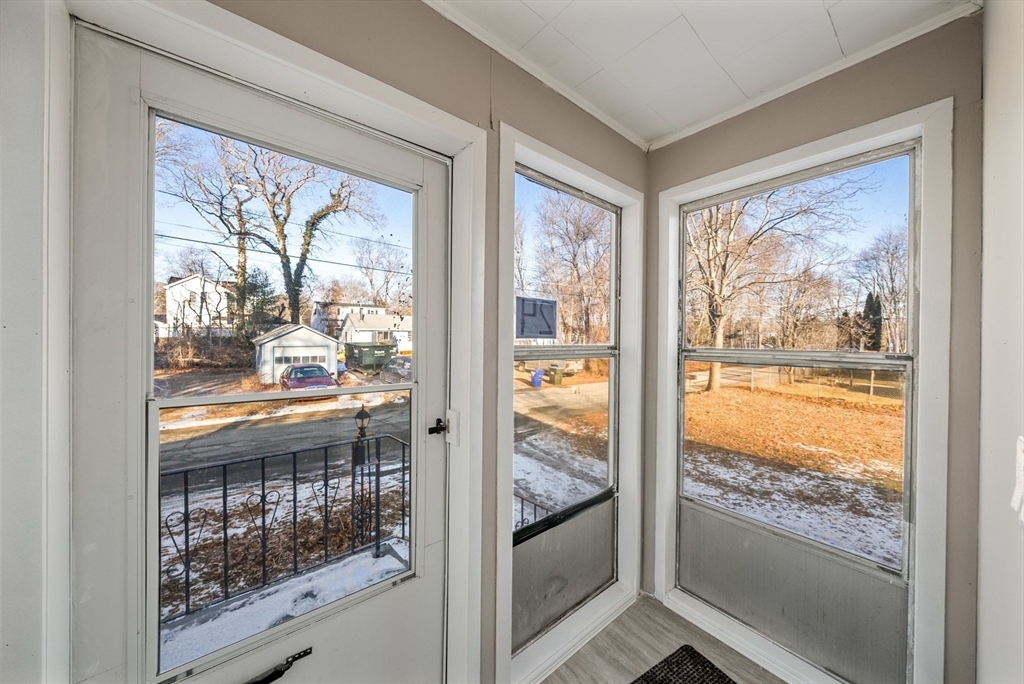24 Glen Rd