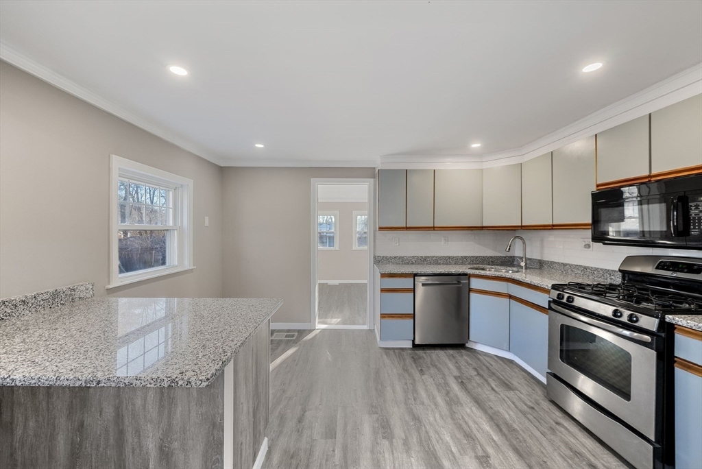 24 Glen Rd