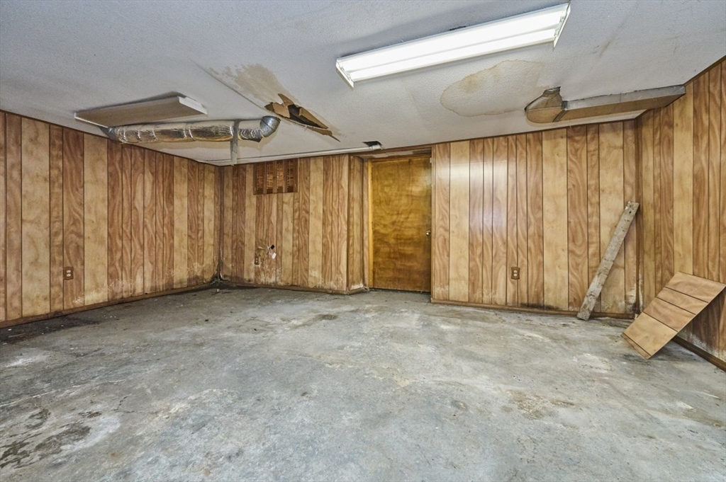 23 Taunton Ave, Boston, MA Photo #16