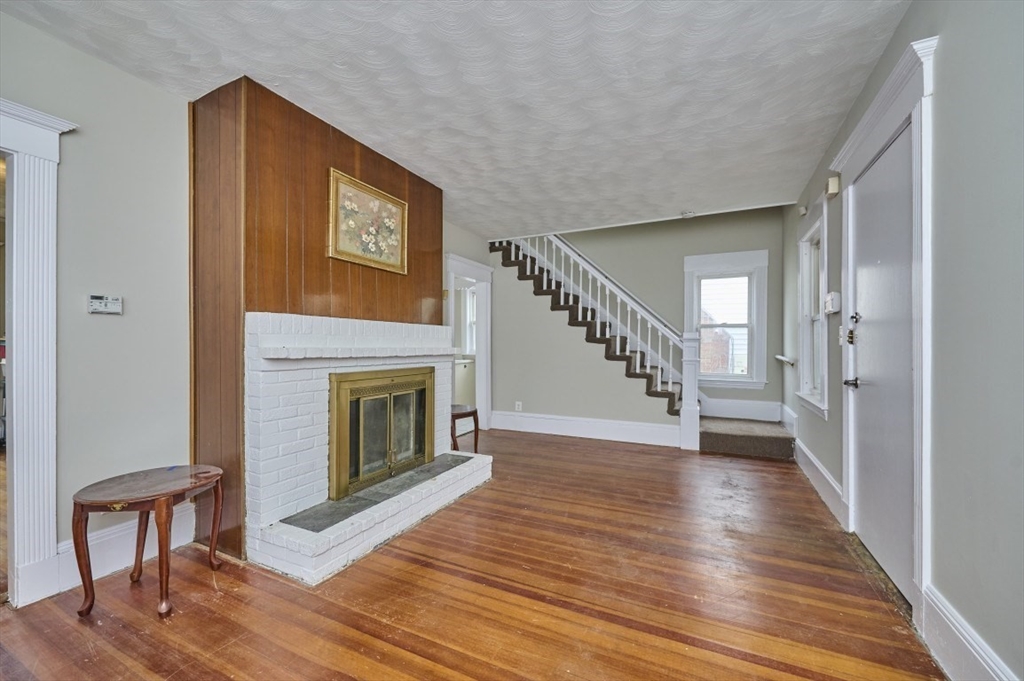 23 Taunton Ave, Boston, MA Photo #4