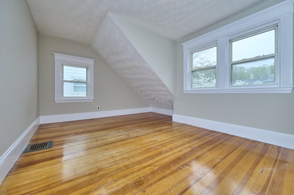 23 Taunton Ave, Boston, MA Photo #14