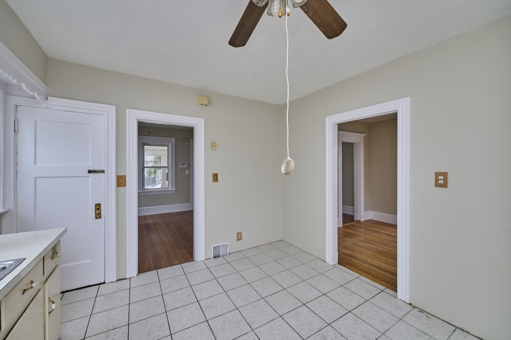 23 Taunton Ave, Boston, MA Photo #9