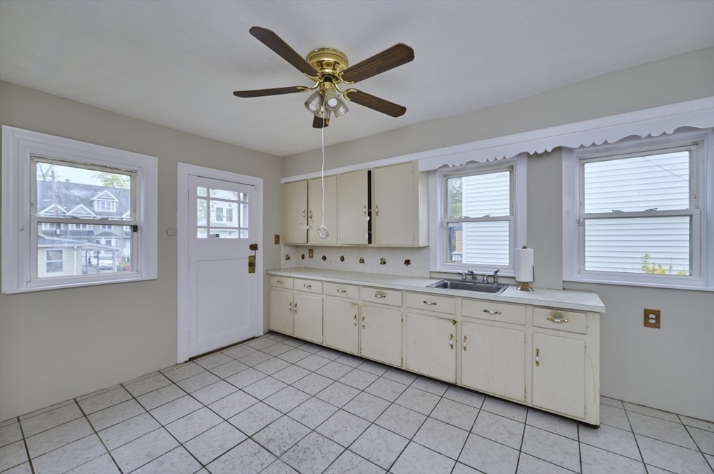 23 Taunton Ave, Boston, MA Photo #10