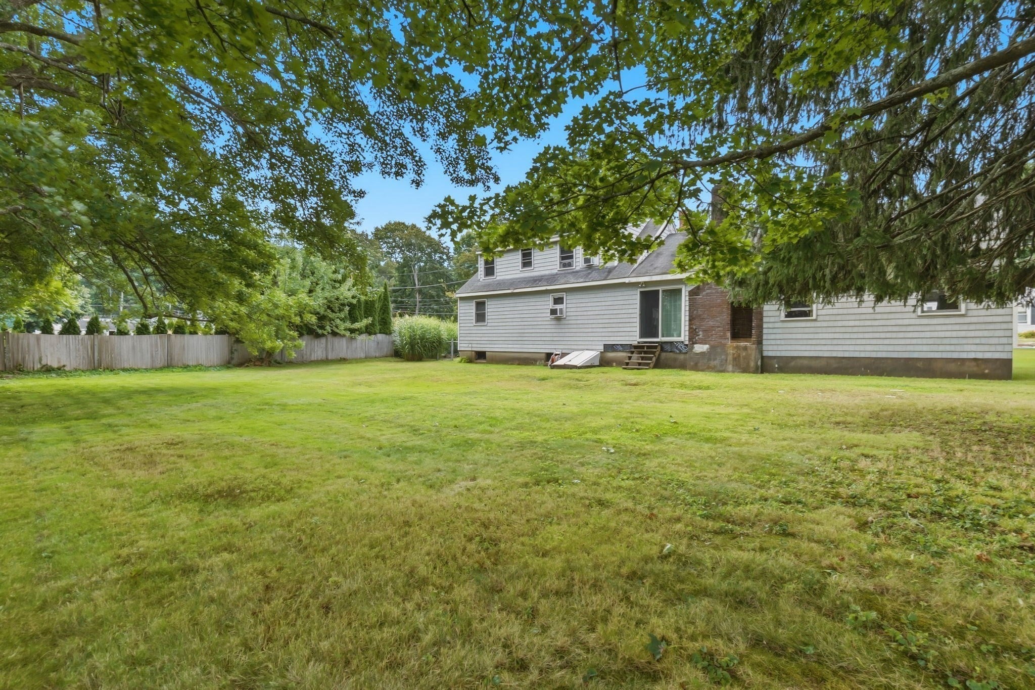 11 Grover St, Beverly, MA Photo #35