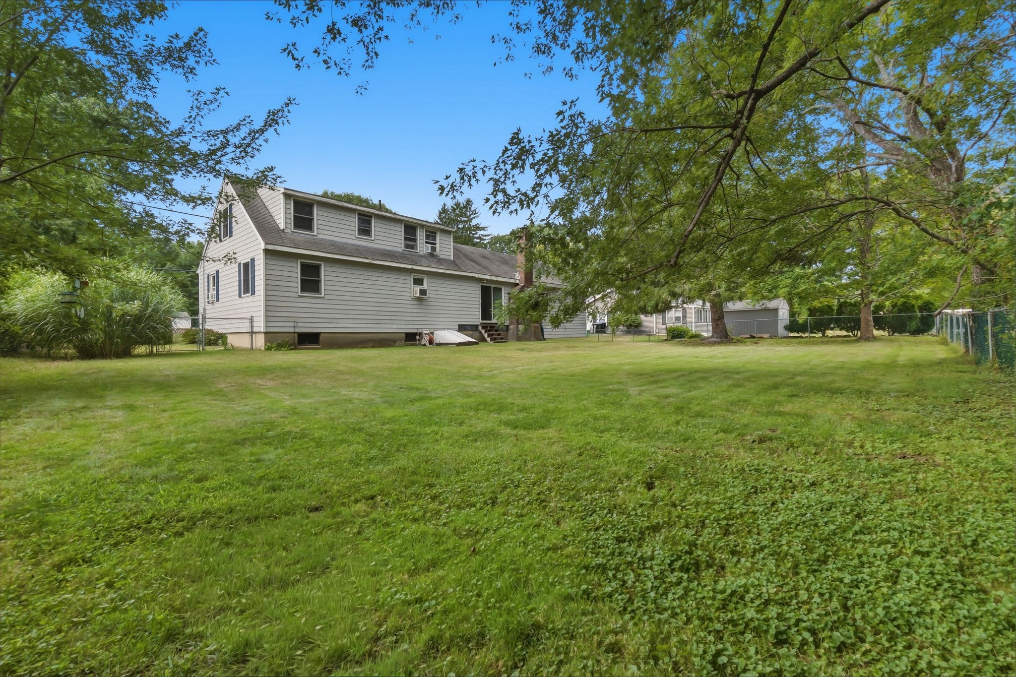 11 Grover St, Beverly, MA Photo #36