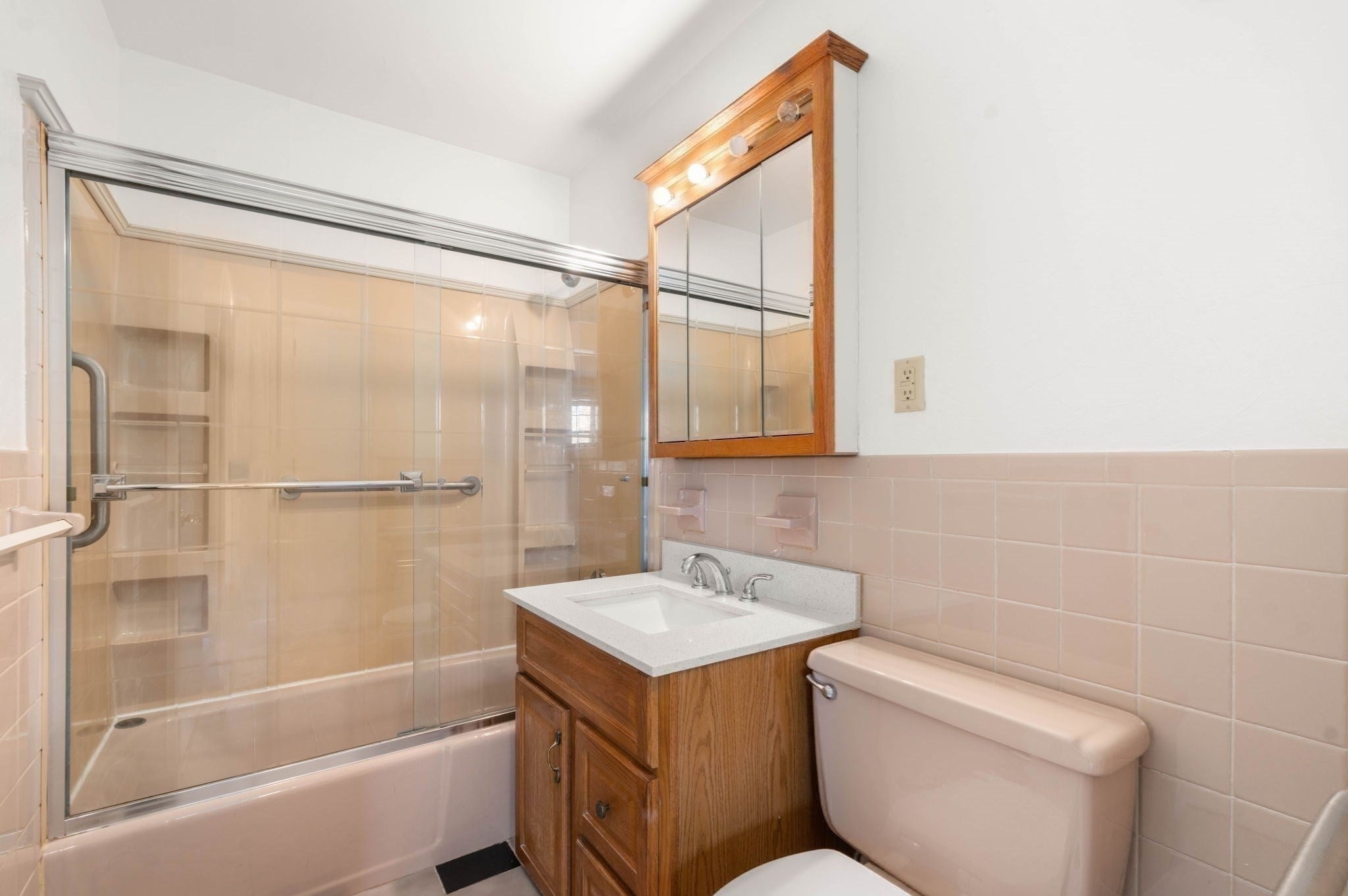 57 Jacqueline Road #8, Waltham, MA, 57 Jacqueline Road #8, Waltham, MA Photo #9