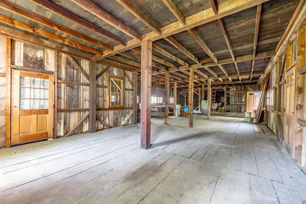 69 Forest St, Sherborn, MA, 69 Forest St, Sherborn, MA Photo #37