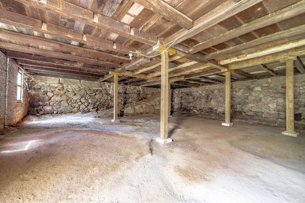 69 Forest St, Sherborn, MA, 69 Forest St, Sherborn, MA Photo #35