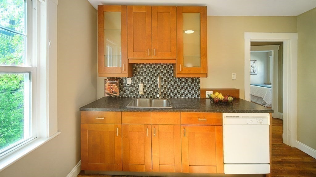66 Boylston St #2, Watertown, MA, 66 Boylston St #2, Watertown, MA Photo #10