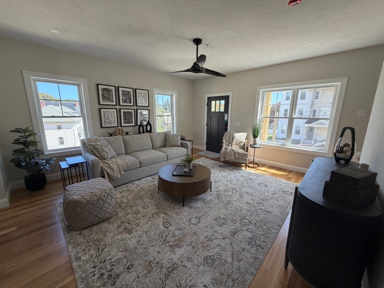 Photo of 40 Butler St, Worcester, MA