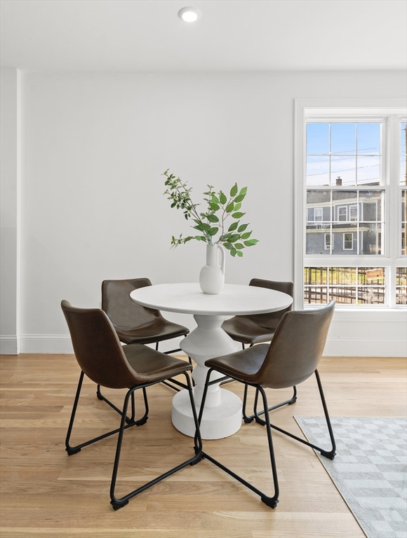 272 Lincoln St 302