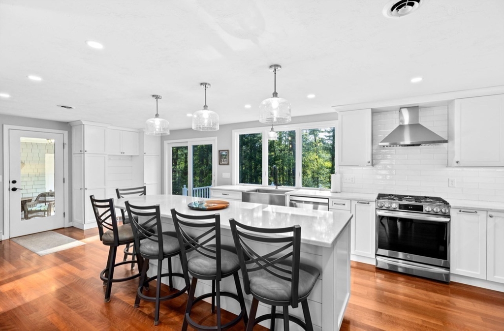 379 Mill Pond Ln