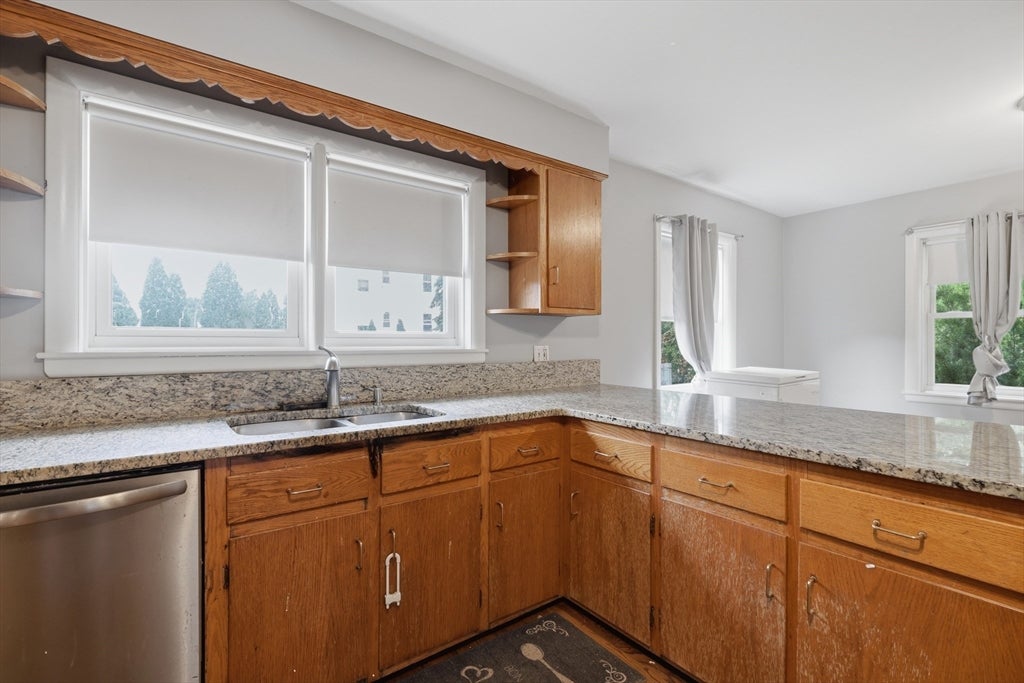16 Providence Street, Fitchburg, MA, 16 Providence Street, Fitchburg, MA Photo #10