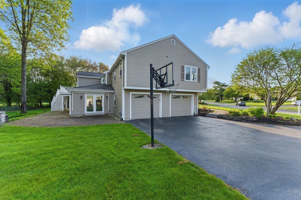 121 Indian Meadow Drive