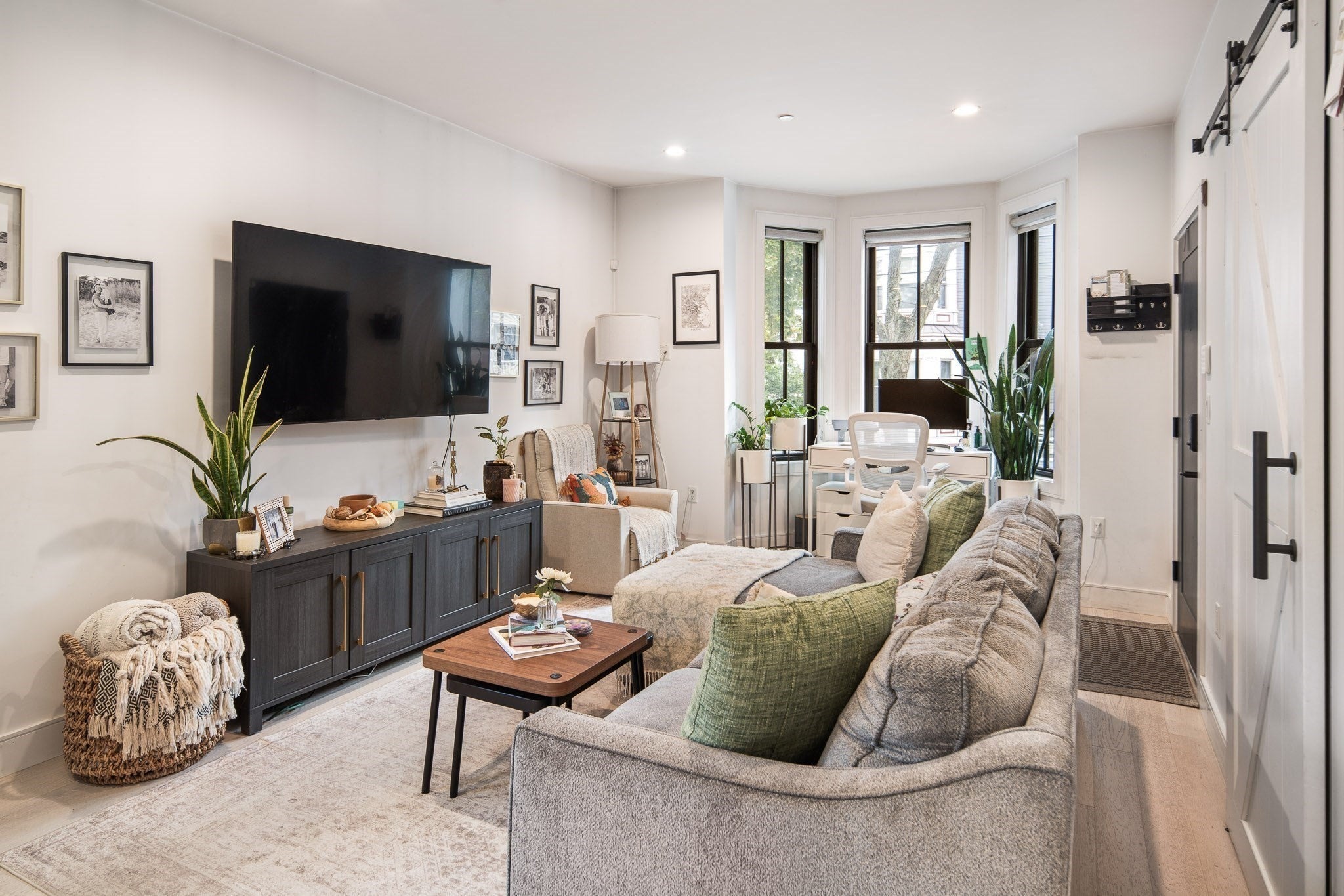 228 Webster St #1, Boston, MA Photo #8