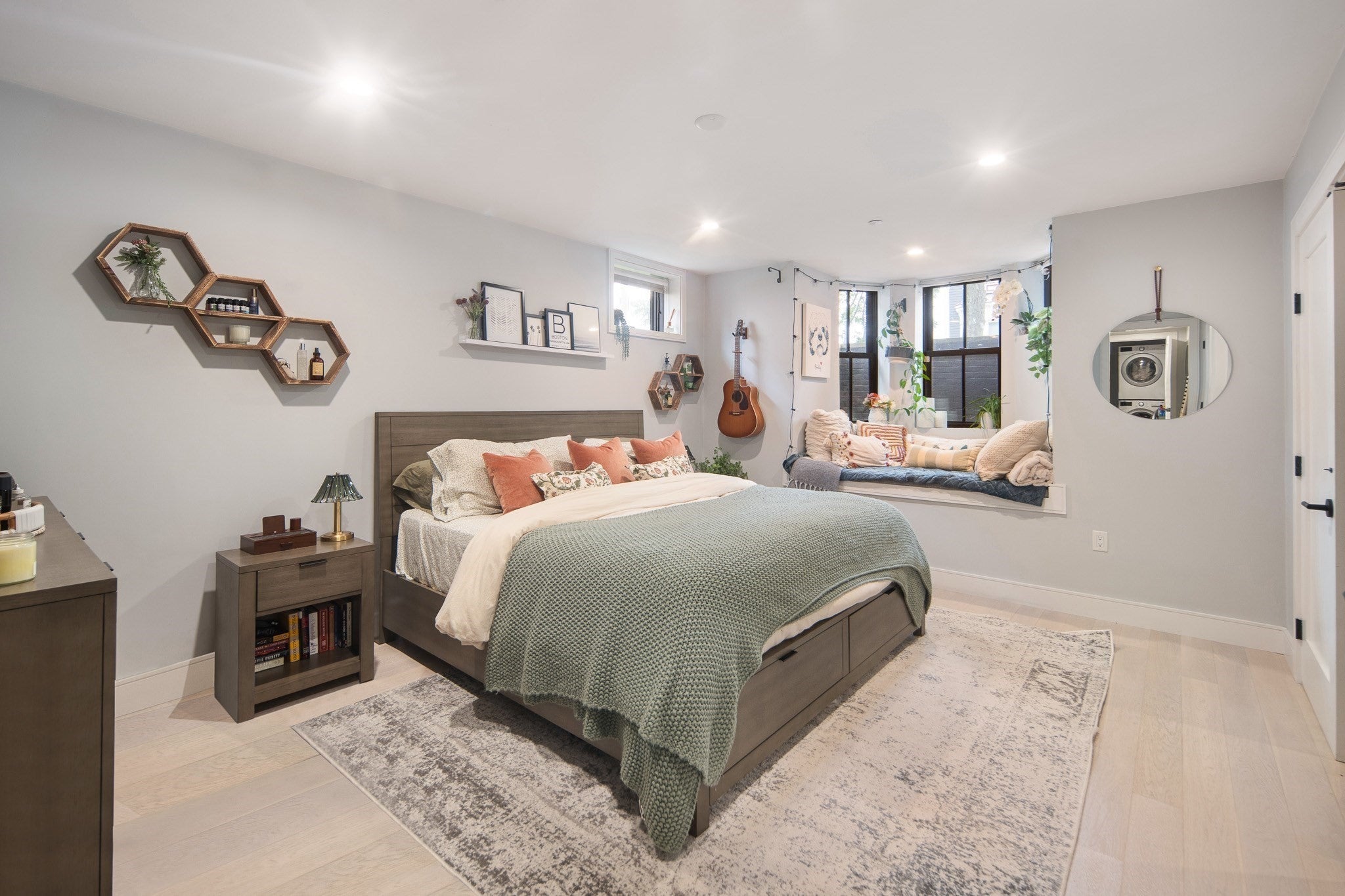 228 Webster St #1, Boston, MA Photo #17