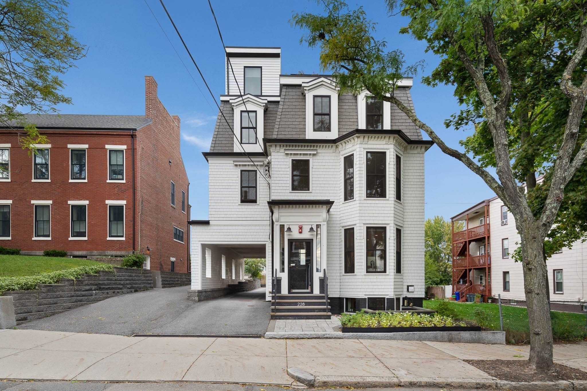 228 Webster St #1, Boston, MA Photo #29