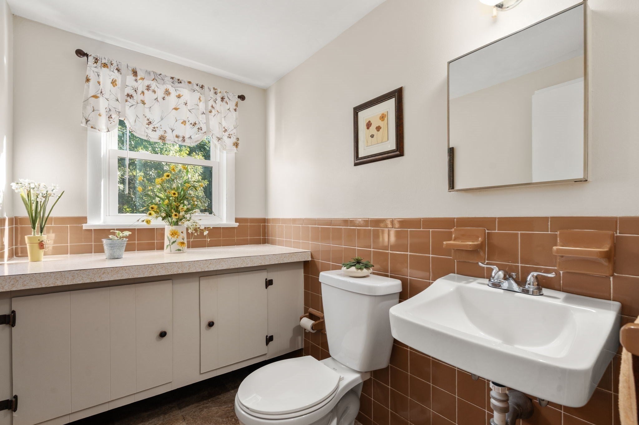 124 Windham Rd, Boston, MA Photo #18
