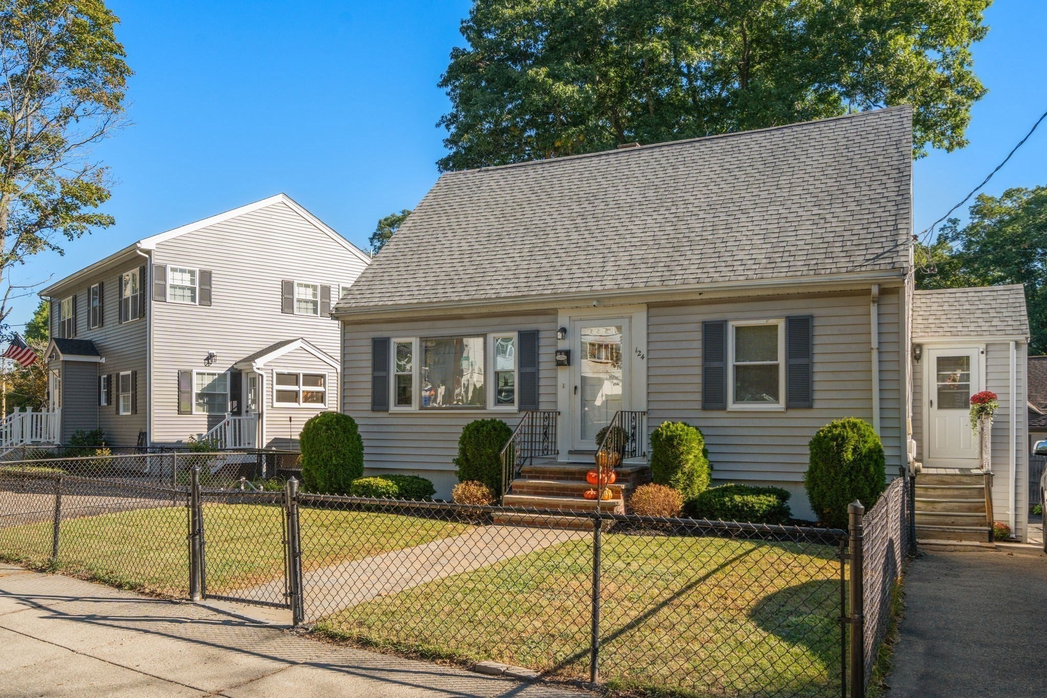 124 Windham Rd, Boston, MA Photo #2