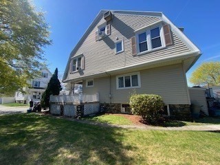 21 Emerson St