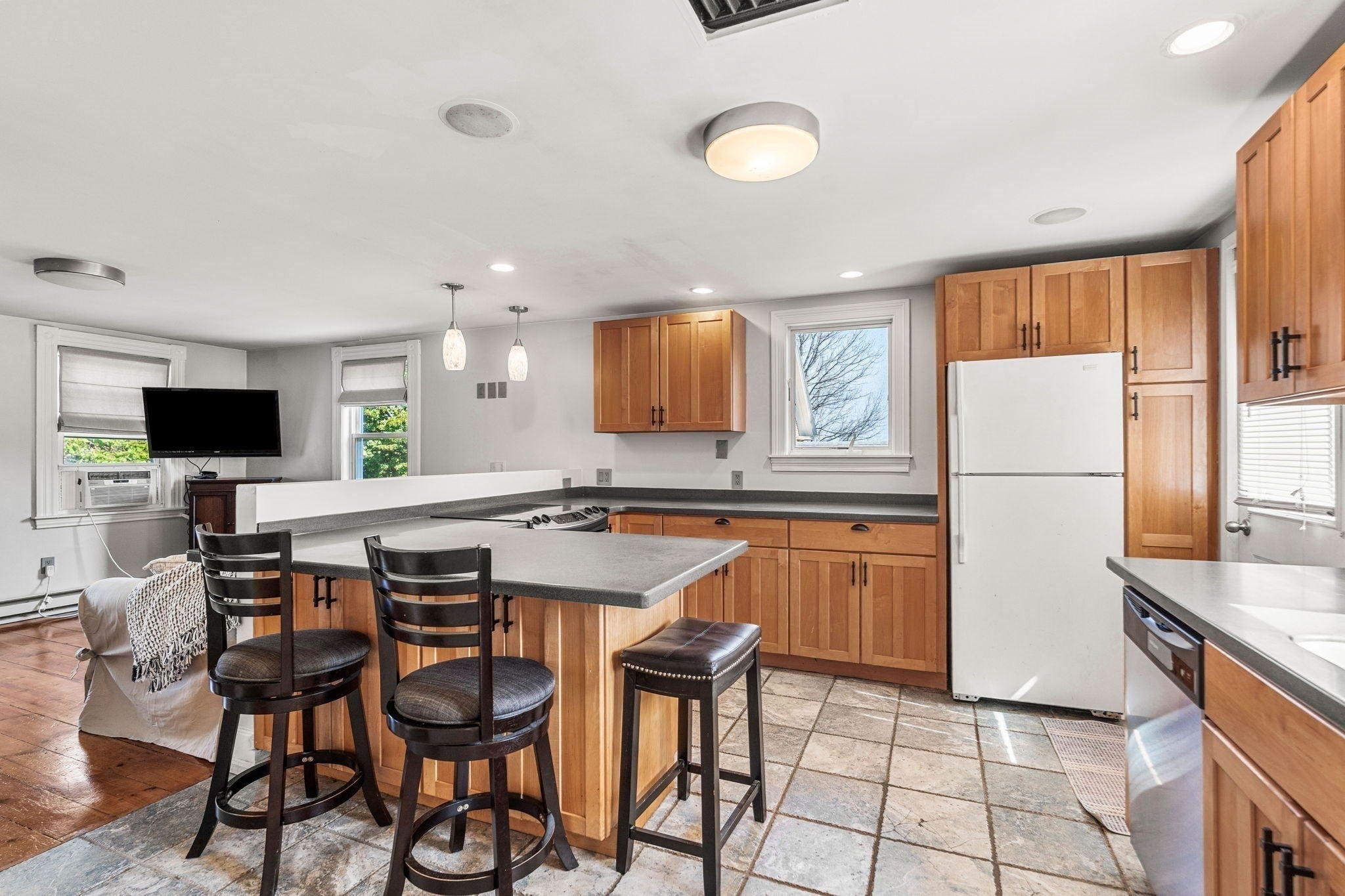 170 1/2 Granite Street 3