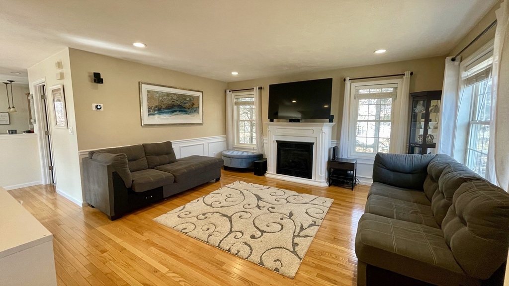 35 Glendon St.
