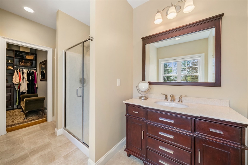 99 Red Gate Rd, Tyngsborough, MA Photo #23
