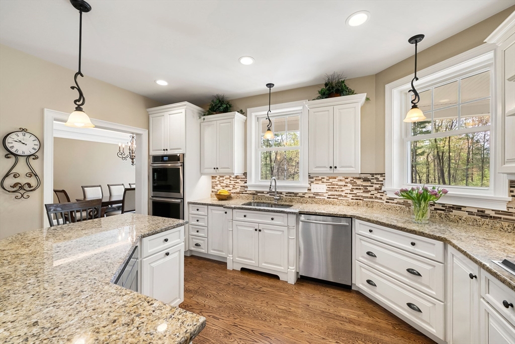 99 Red Gate Rd, Tyngsborough, MA Photo #11
