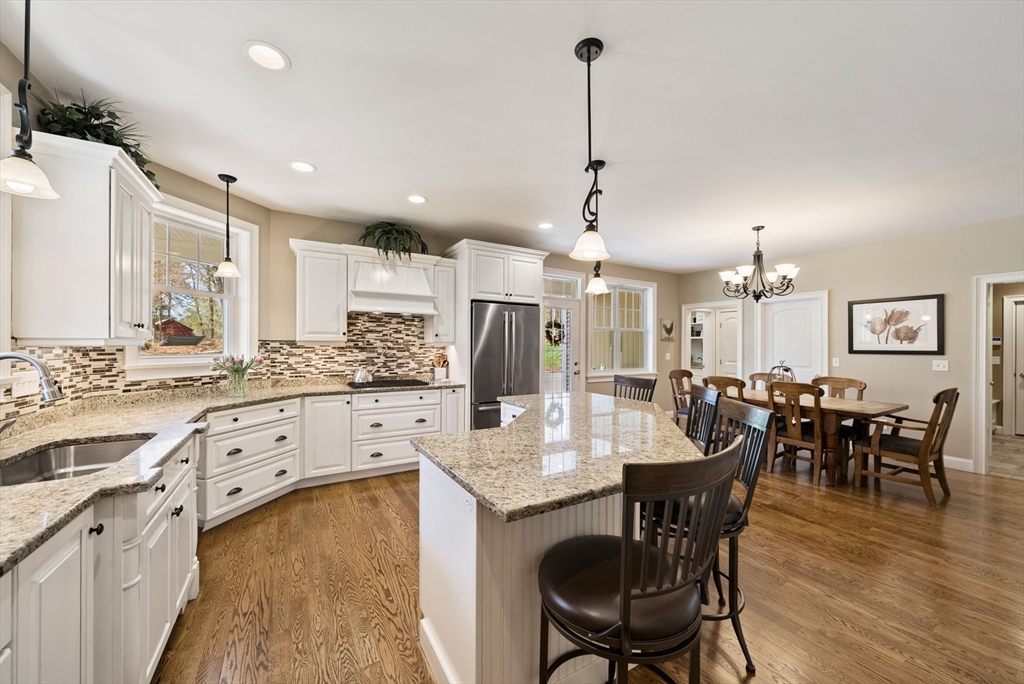 99 Red Gate Rd, Tyngsborough, MA Photo #9