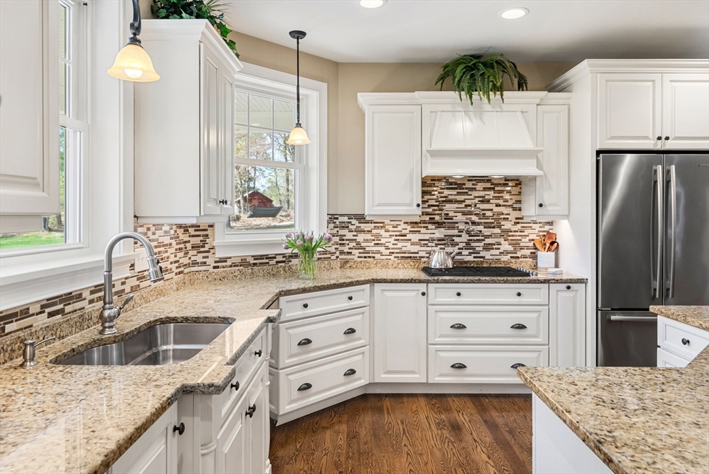 99 Red Gate Rd, Tyngsborough, MA Photo #13